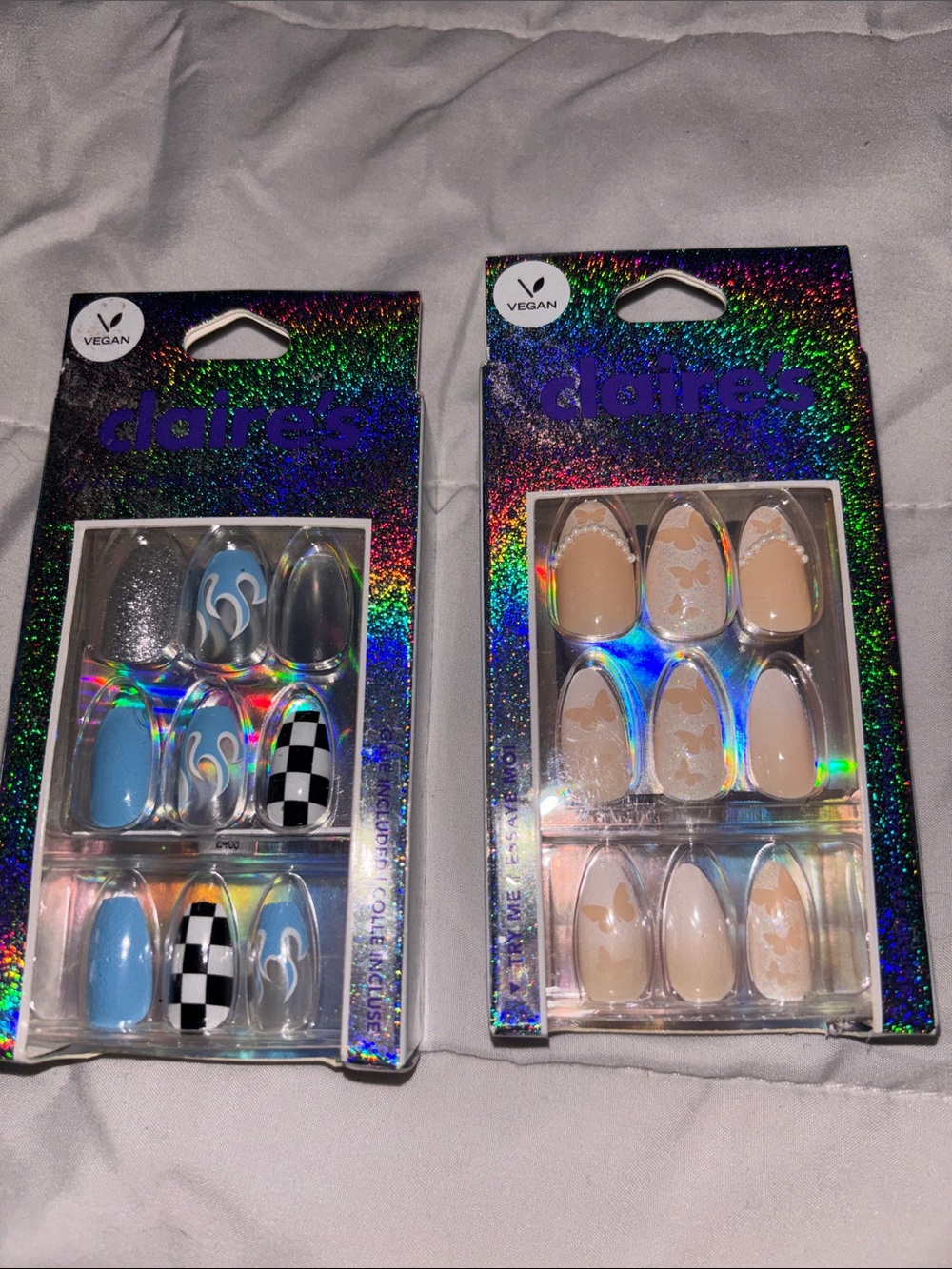 Claire’s 24 Faux Nails Multicolor Designed/Glue Included(Brand New)